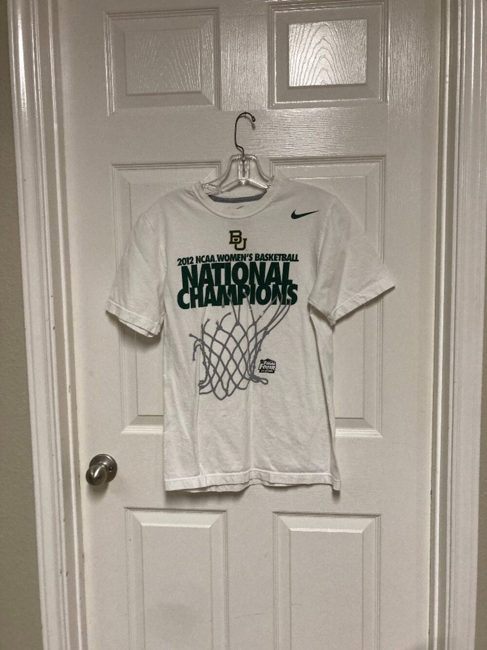 Nike 2012 NCAA Women's Basketball National Champions Baylor U. T-Shirt sze Small